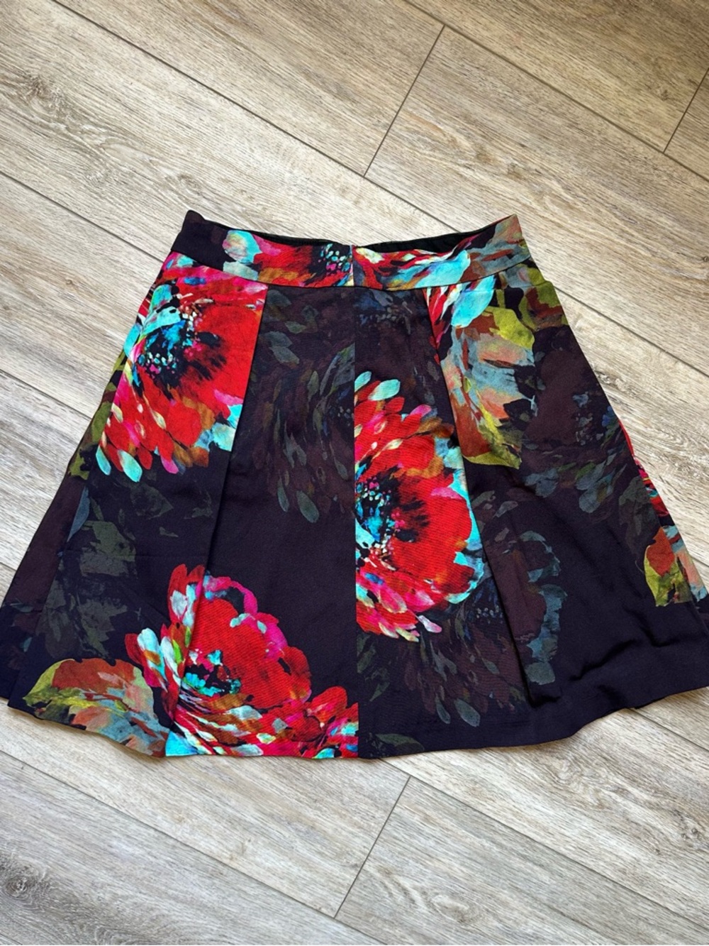 Trina Turk Julienne 2 Trousdale Floral Faille Pleated A-Line Midi Skirt Size 6